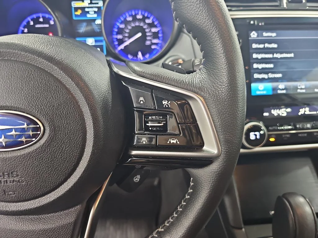 Used 2019 White Subaru 2.5i image 20