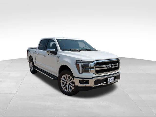 Used 2026 White Ford Lariat image 8