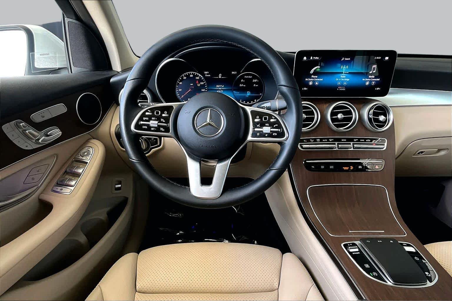 Used 2020 Polar White Mercedes-Benz GLC 300 image 6
