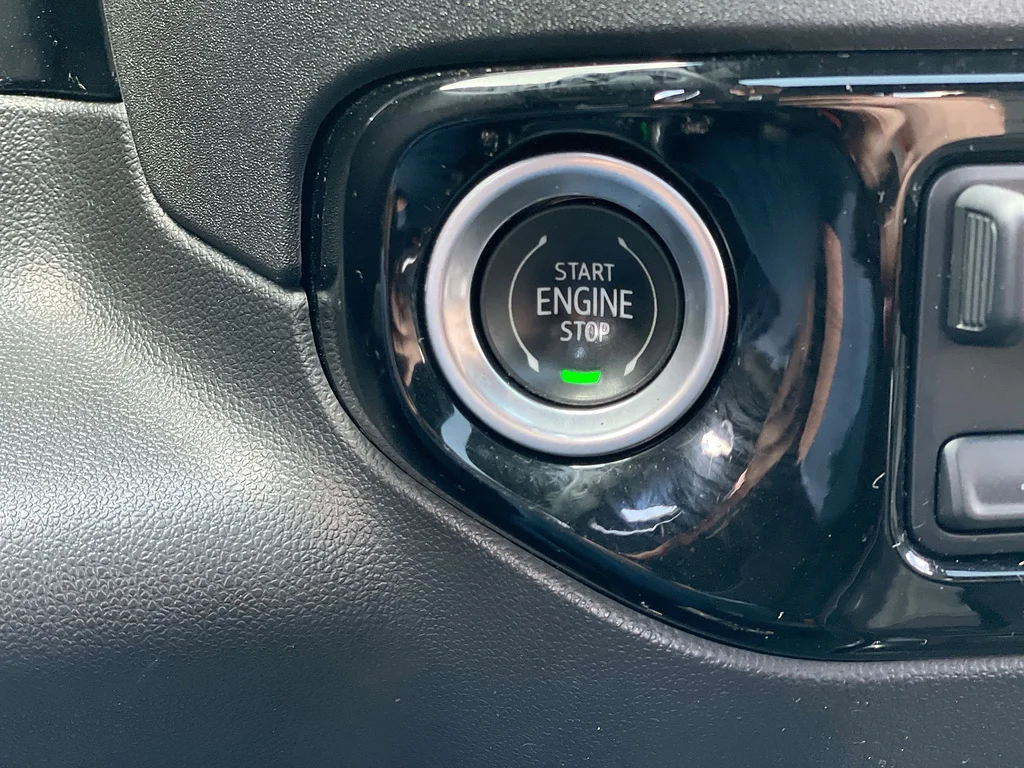Used 2023 GRAY Chevrolet ZR2 image 17