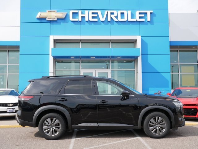 Used 2022 Black Nissan SV image 25