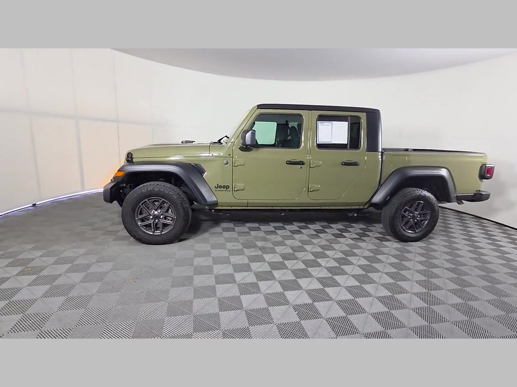 Used 2026 41 Jeep Sport S image 48