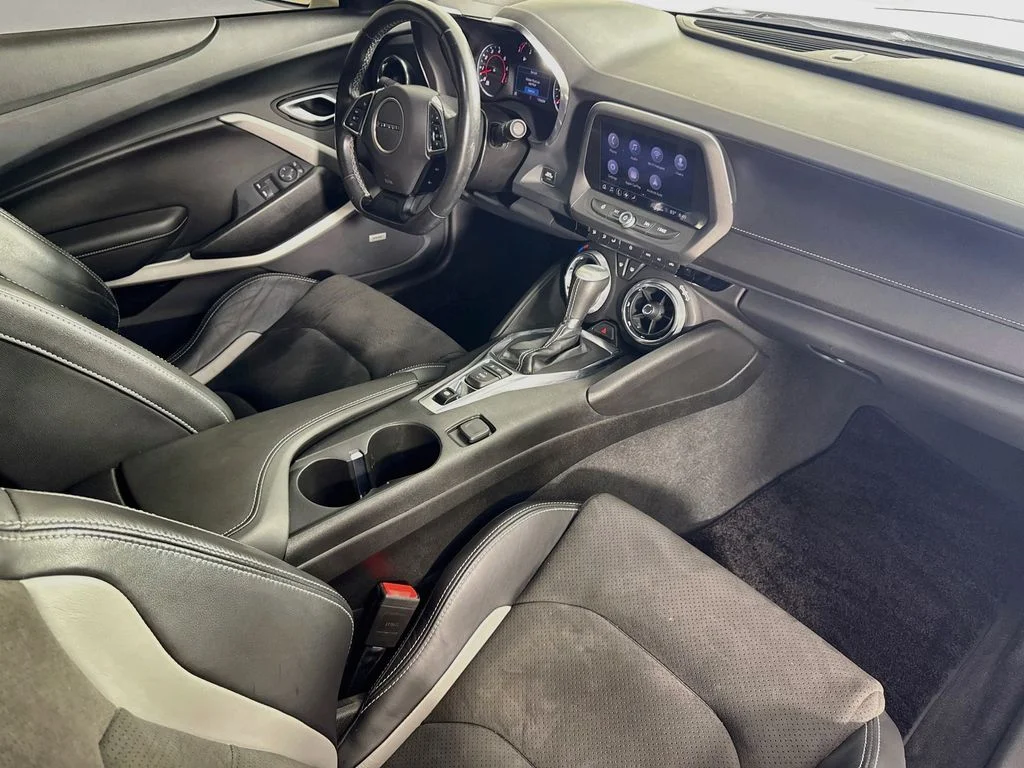 Used 2023 Summit White Chevrolet LT1 image 34