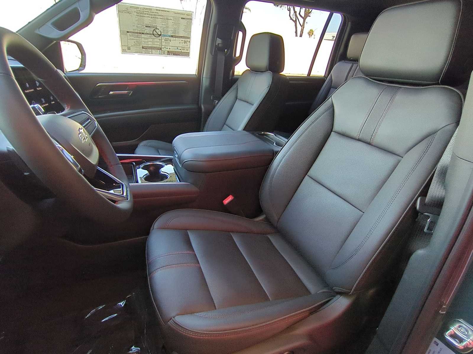 2026 Chevrolet Suburban RST - Photo 24