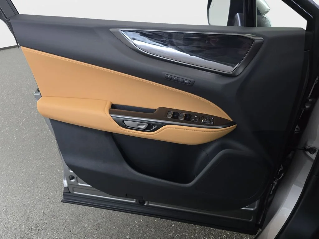 New 2026 Atomic Silver Lexus PREMIUM image 25
