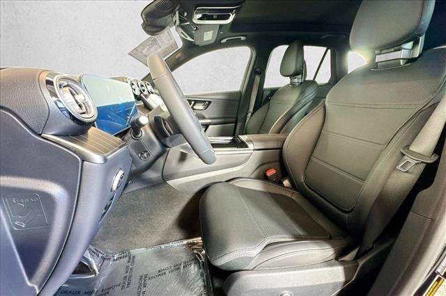 New 2026 Black Mercedes-Benz GLC 300 image 48