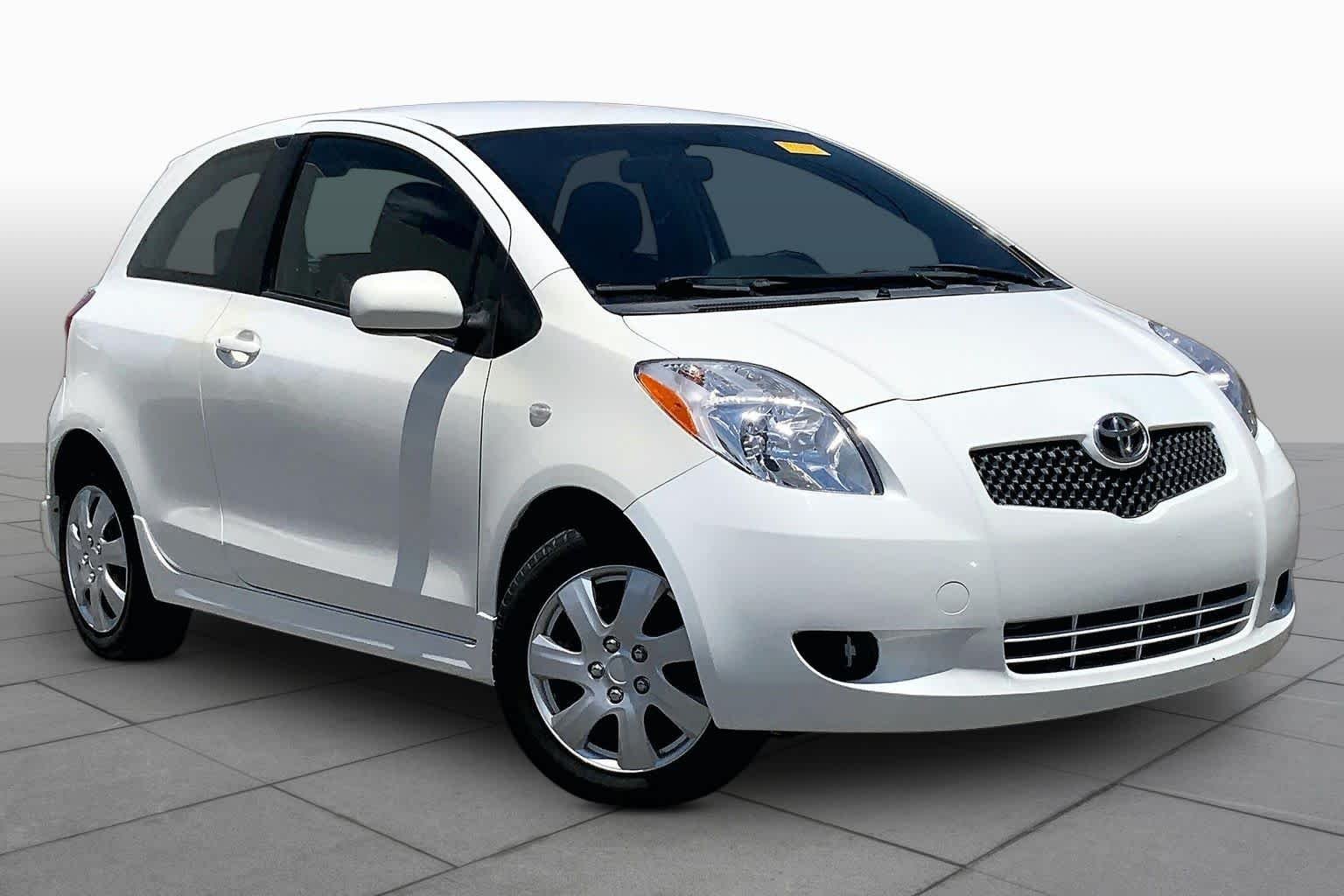 Used 2008 Polar White Toyota S image 2