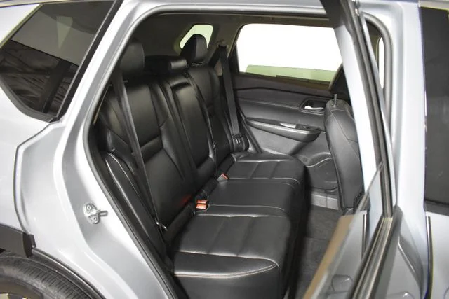 Used 2023 Gray Nissan SL image 31