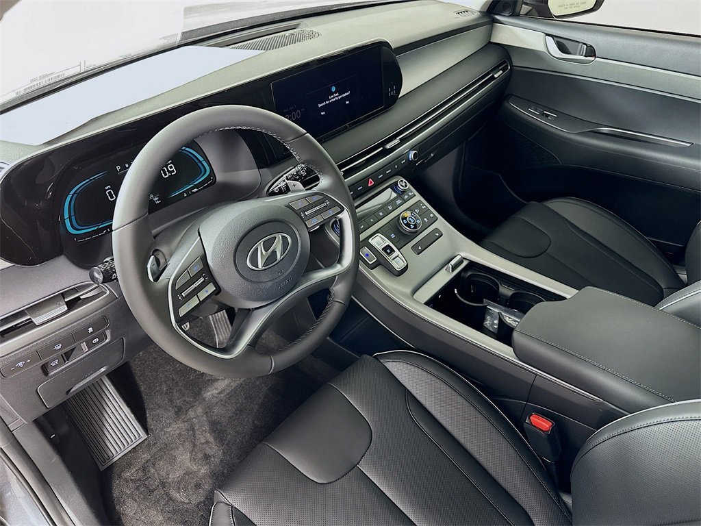 Used 2025 Gray Hyundai XRT image 6