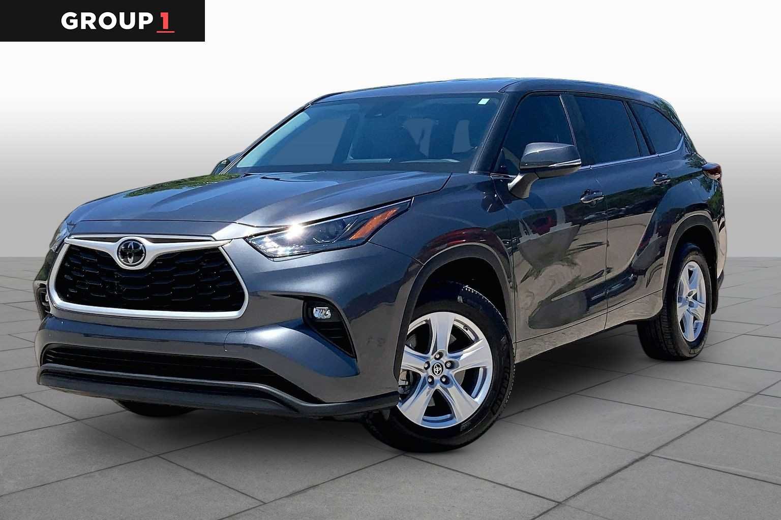 2024 Toyota Highlander LE