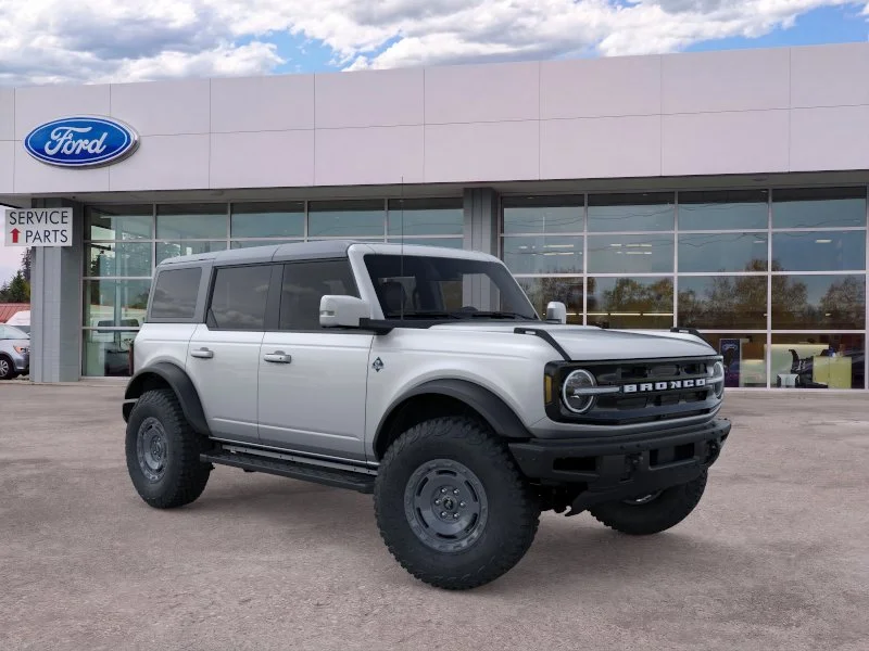 New 2024 Iconic Silver Metallic Ford Outer Banks® image 38