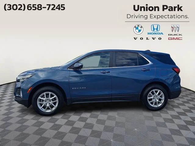 Used 2024 Lakeshore Blue Chevrolet LT image 7