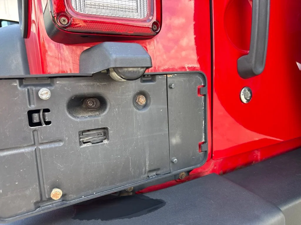Used 2011 Red Jeep Sport image 34