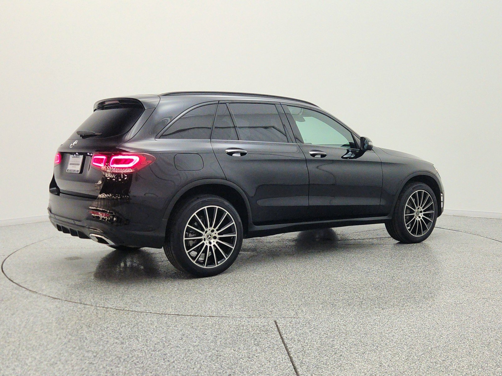 Used 2021 Black Mercedes-Benz GLC 300 SUV image 5