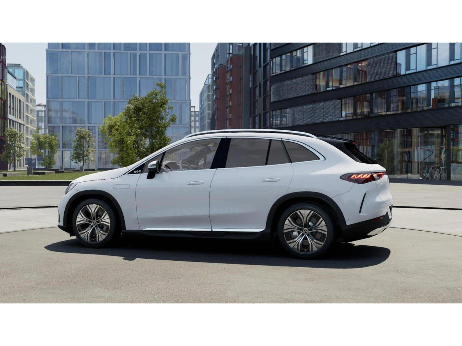 New 2027 Polar White Mercedes-Benz EQE 320+ image 31