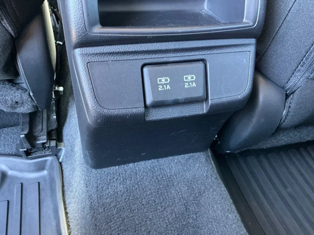 Used 2019 Blue Subaru 2.5i Premium image 25