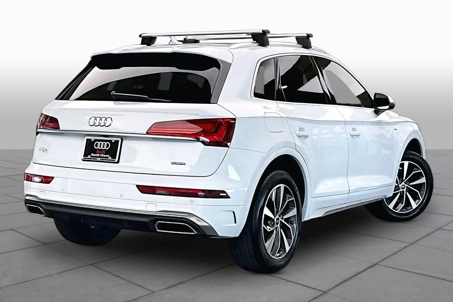 Used 2023 Glacier White Metallic Audi S line Premium Plus image 24