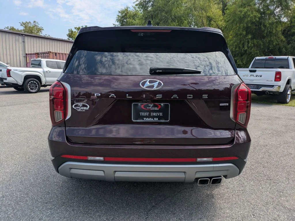 Used 2024 Red Hyundai Limited image 5