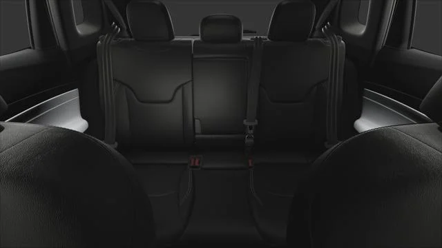 New 2026 Red Hot Pearl-Coat Exterior Paint Jeep Limited image 3