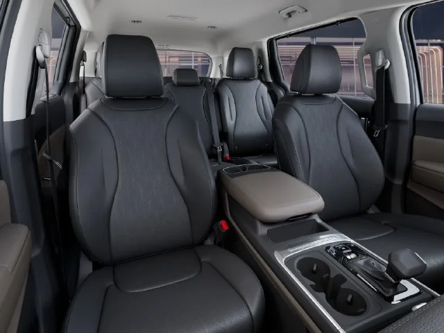 New 2027 Snow White Pearl Kia EX image 15