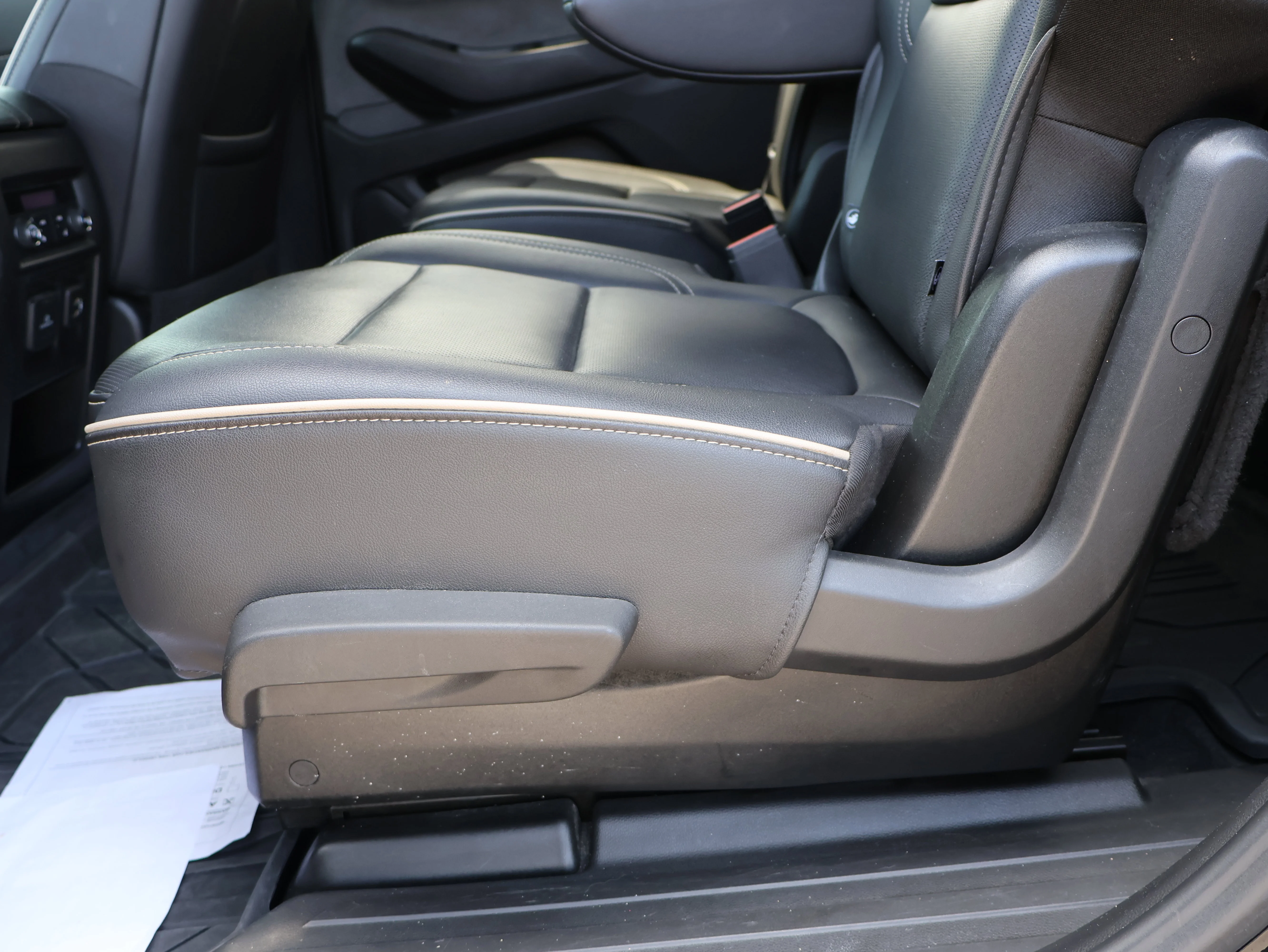 2023 Chevrolet Traverse Premier - Photo 22