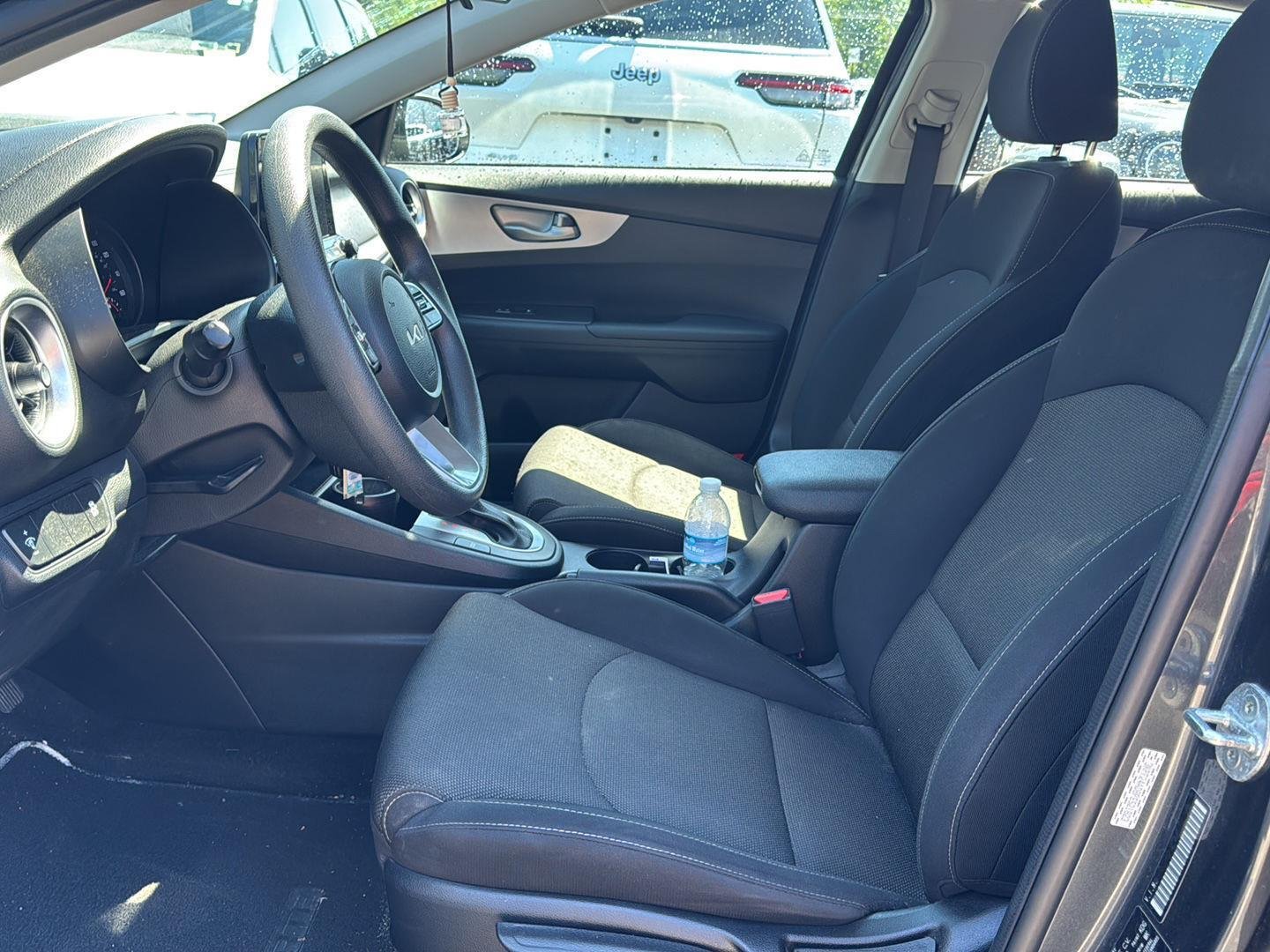 Used 2023 Gravity Gray Kia LXS image 5