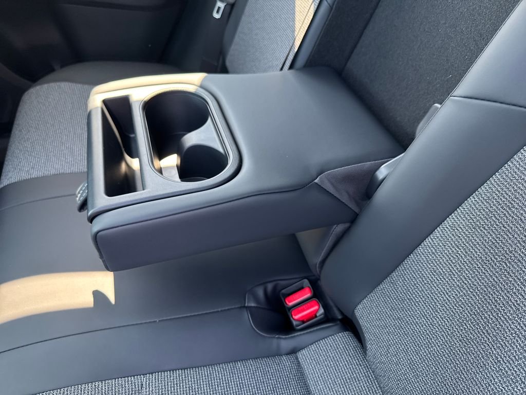 2026 Toyota bZ XLE - Photo 35