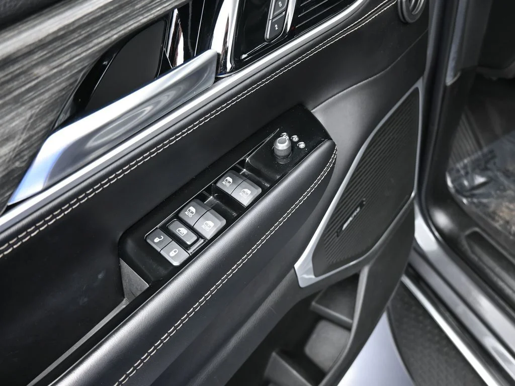 2022 Jeep Wagoneer Series II - Photo 13