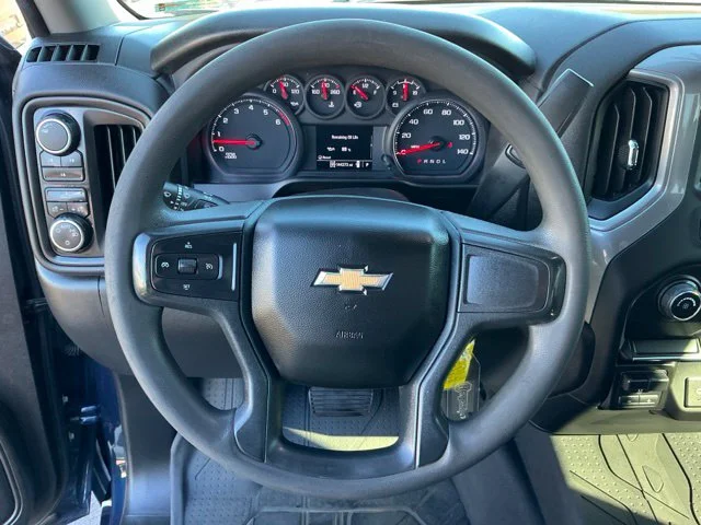 Used 2023 Blue Metallic Chevrolet Custom image 29