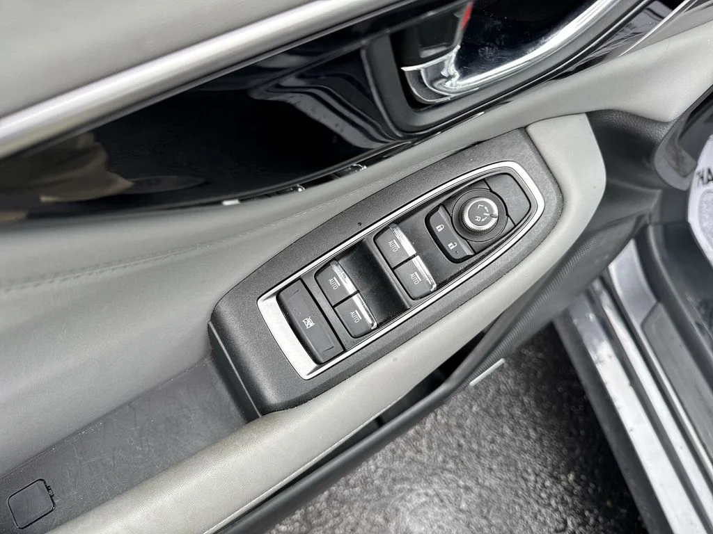 Used 2025 Gray Subaru Limited image 13