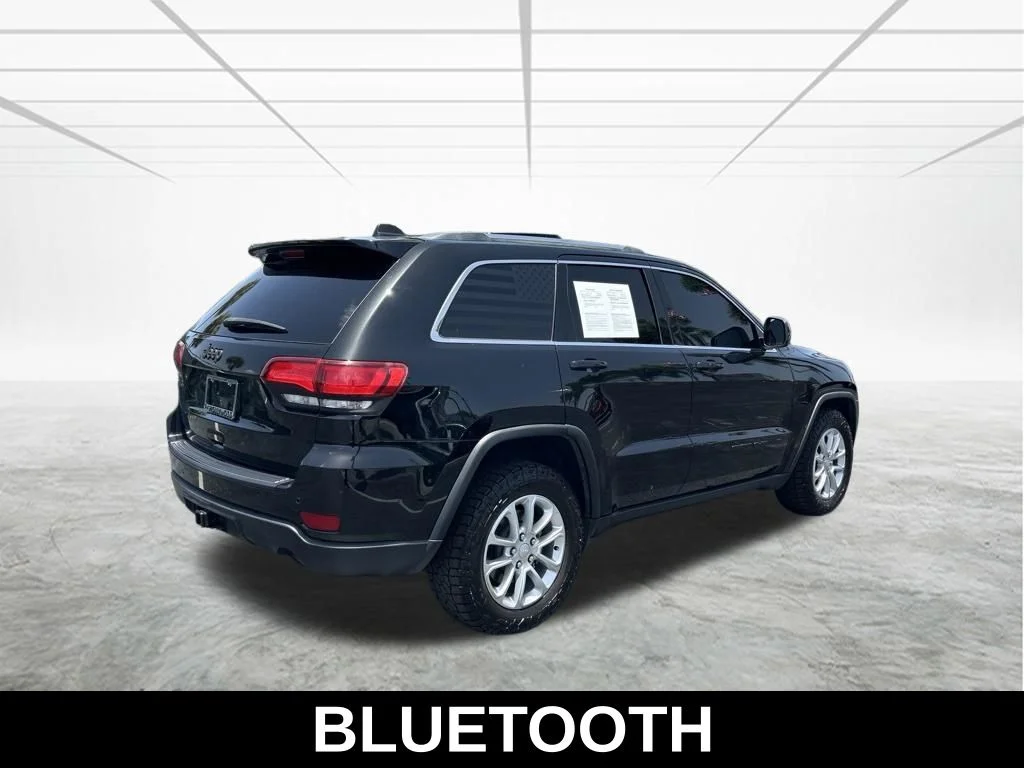 Used 2021 Black Jeep Laredo E image 5