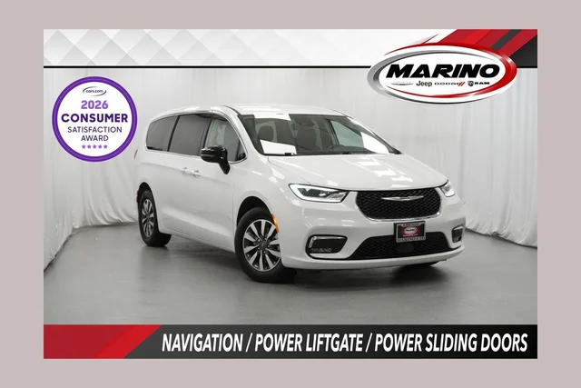 2024 Chrysler Pacifica Hybrid Select