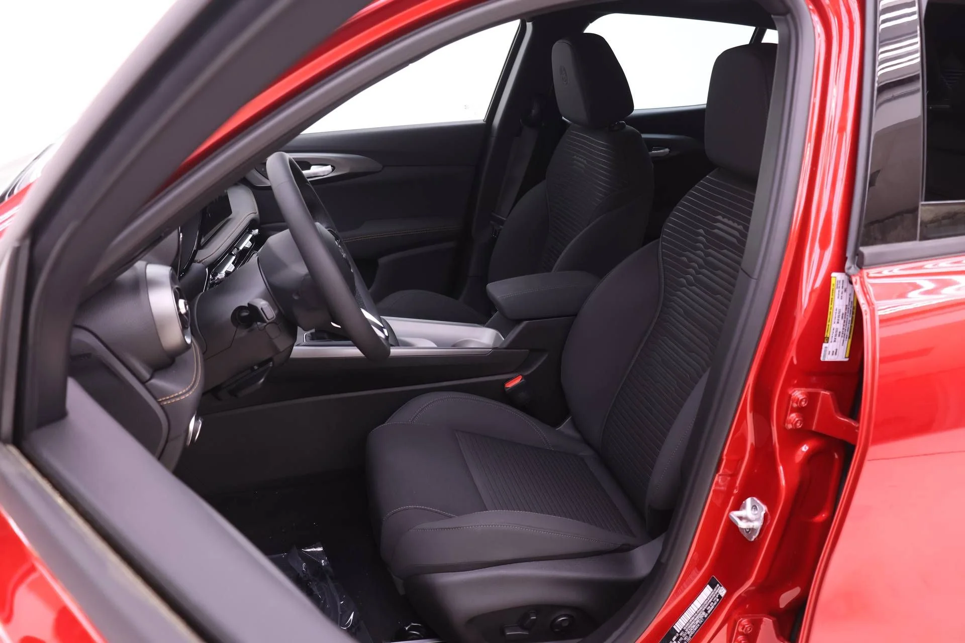 New 2026 Rosso Brera (Red) Exterior Paint Alfa Romeo Base image 7