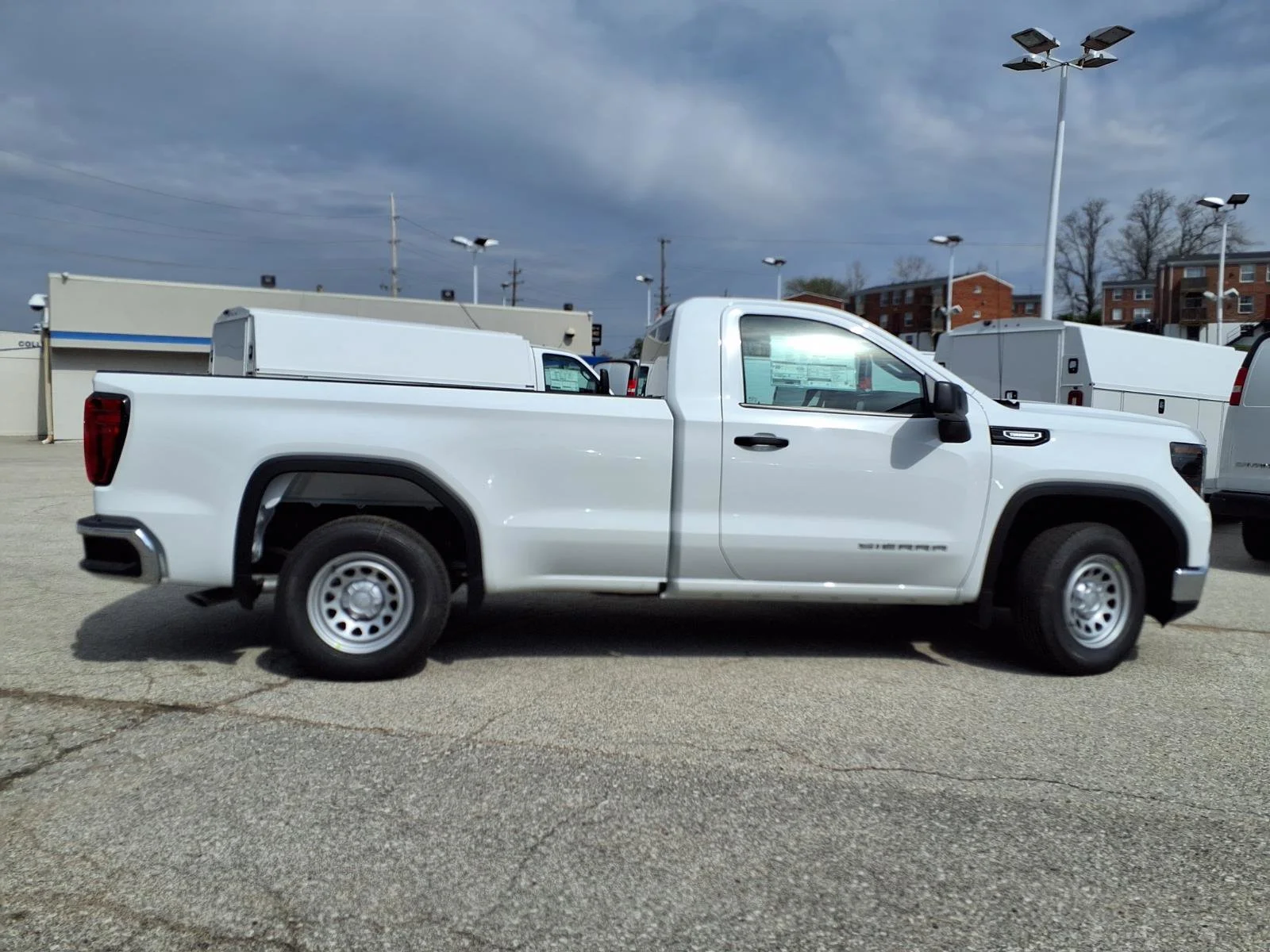 New 2026 Summit White GMC Pro image 18