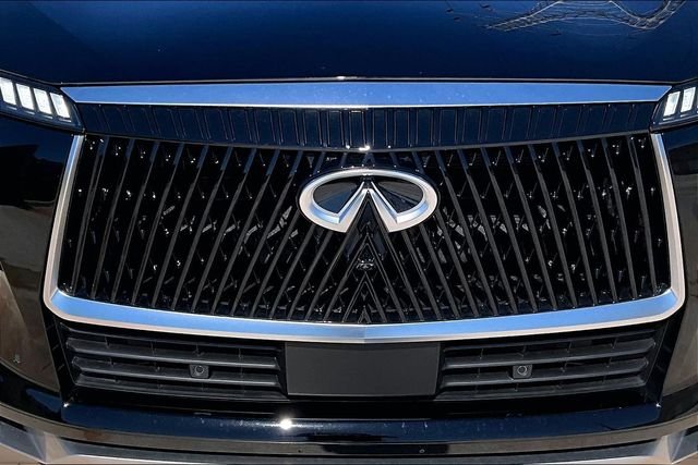 Used 2026 Black INFINITI LUXE image 29