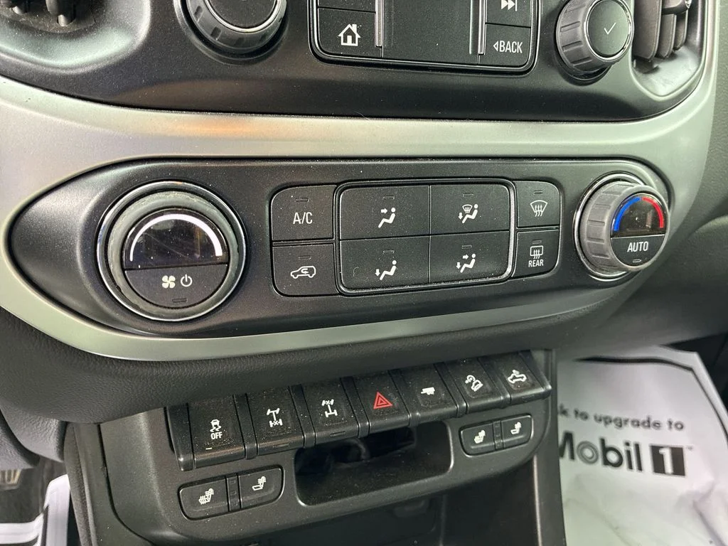 Used 2022 Blue Chevrolet ZR2 image 17