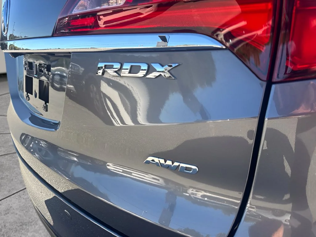 Used 2018 Silver Acura Advance Package image 33