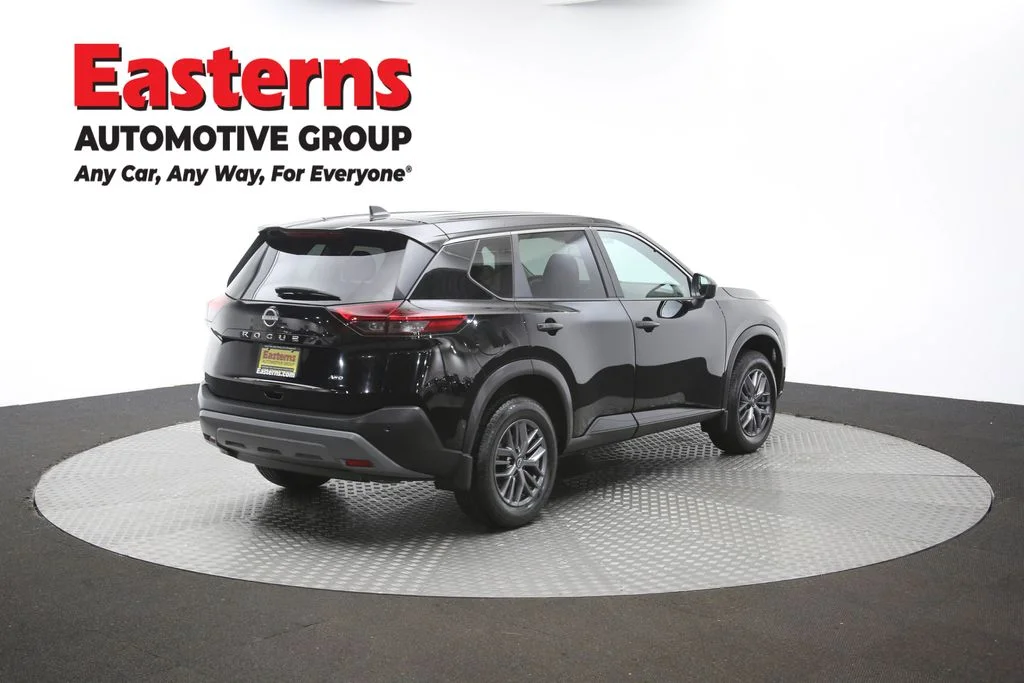 Used 2023 Black Nissan S image 41