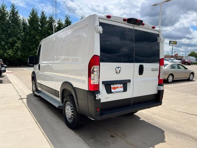 Used 2025 White Ram Base image 5