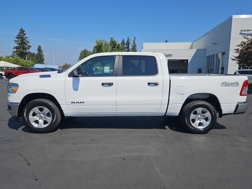 Certified Used 2024 White Ram Big Horn/Lone Star image 3