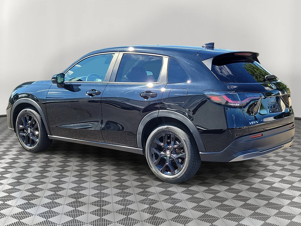 2024 Honda HR-V Sport, photo 2 of 12