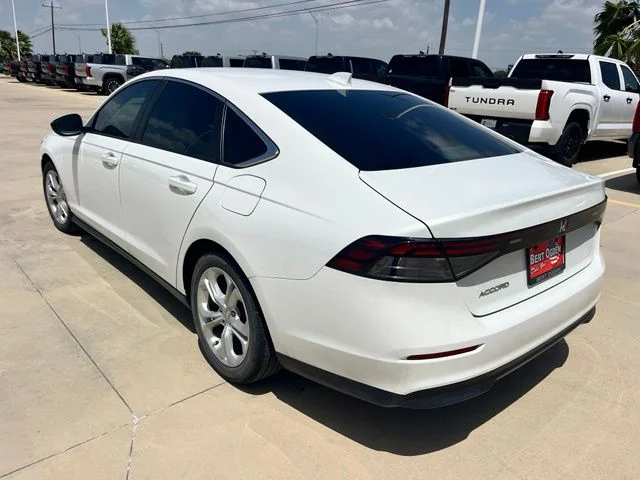 Used 2024  Honda LX image 4