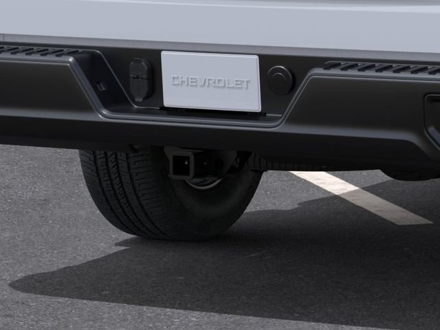 New 2026 Summit White Chevrolet WT image 14