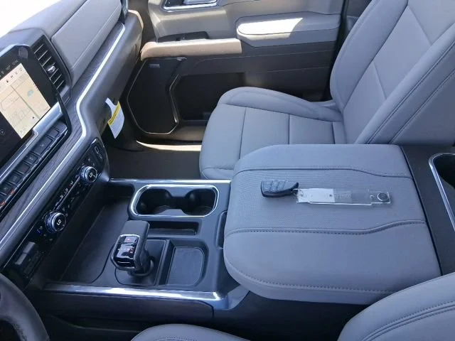 2026 GMC Sierra 1500 SLT - Photo 12