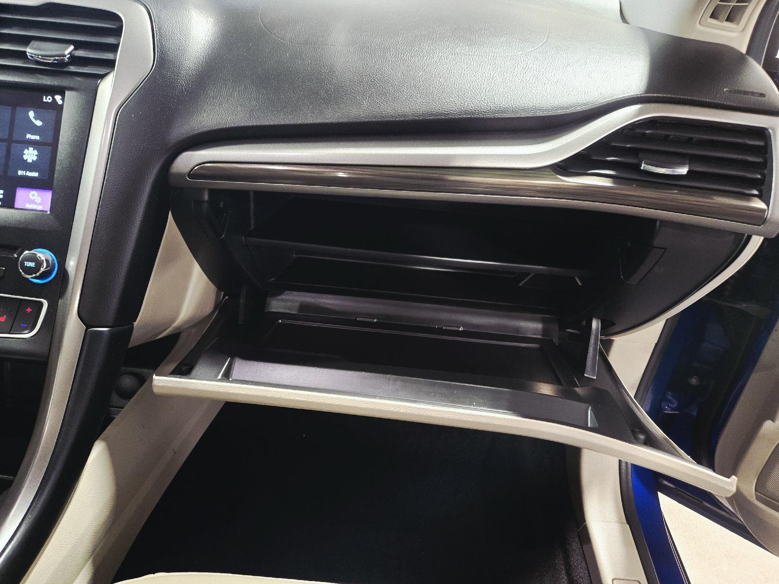 Used 2017 Lightning Blue Ford SE image 48