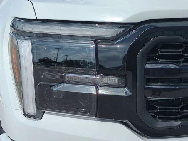 New 2026 Oxford White Ford Lariat® image 10
