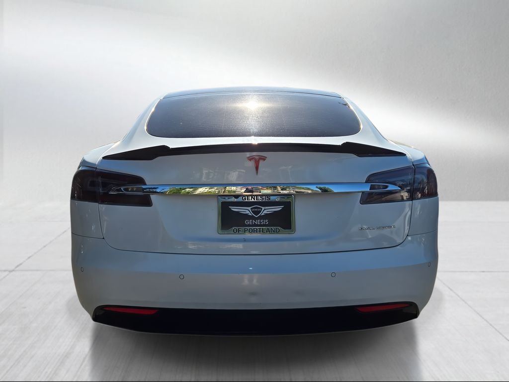 Used 2020 Pearl White Multi-Coat Tesla  image 4