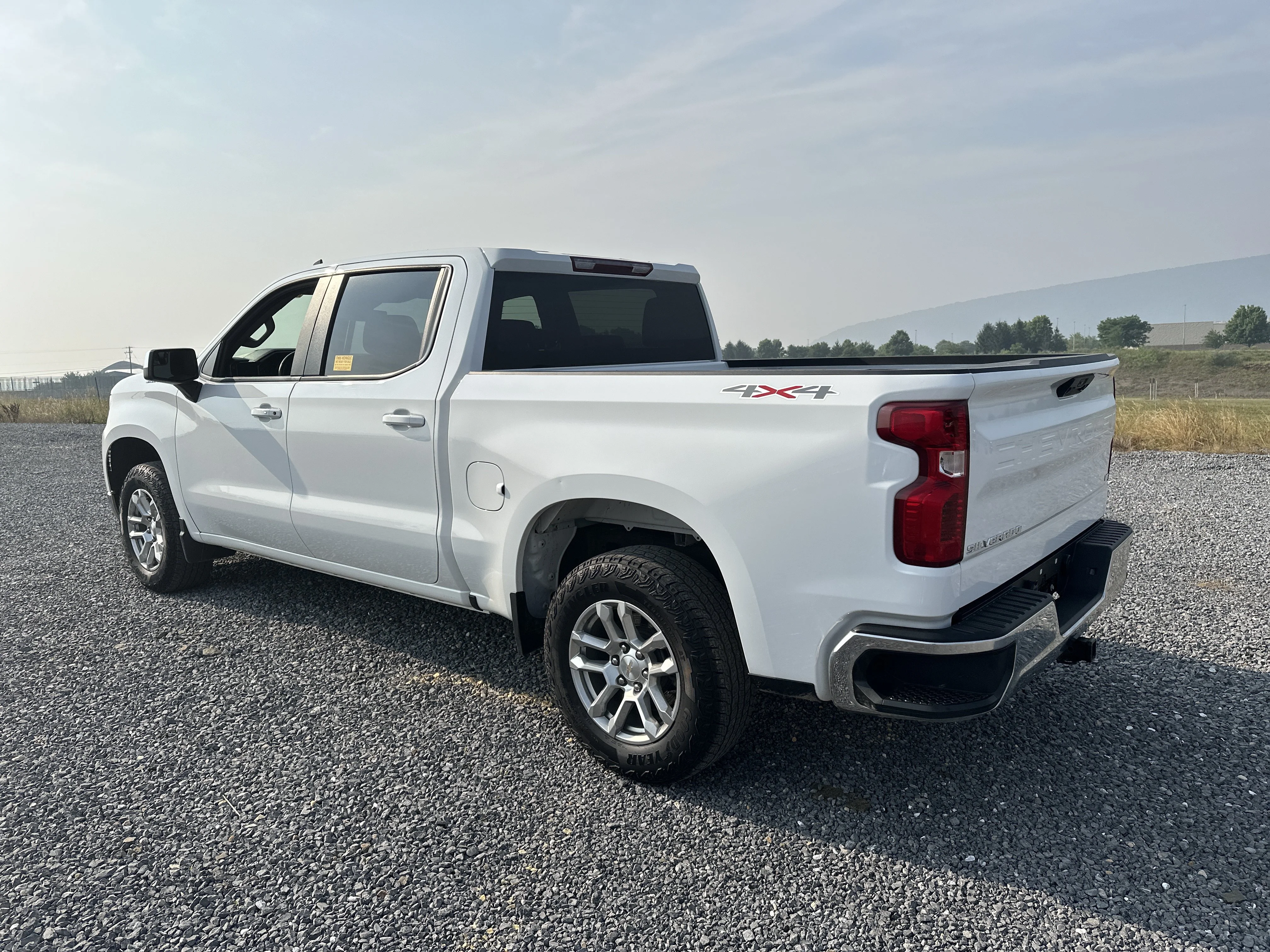 Used 2023 Summit White Chevrolet LT image 3