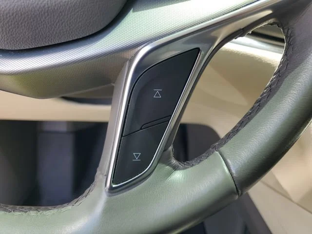 Used 2021 SHADOW METALLIC Cadillac FWD Premium Luxury image 14