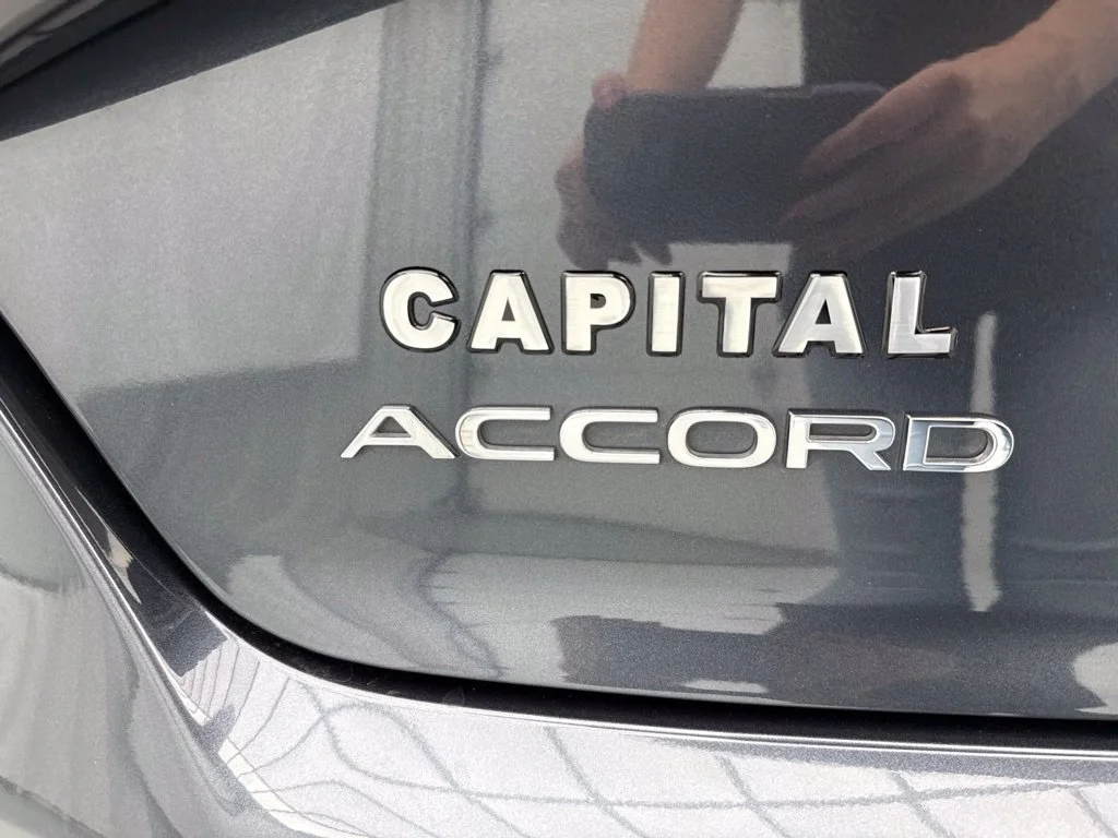 Certified Used 2025 Meteorite Gray Metallic Honda HYBRID EX-L image 9